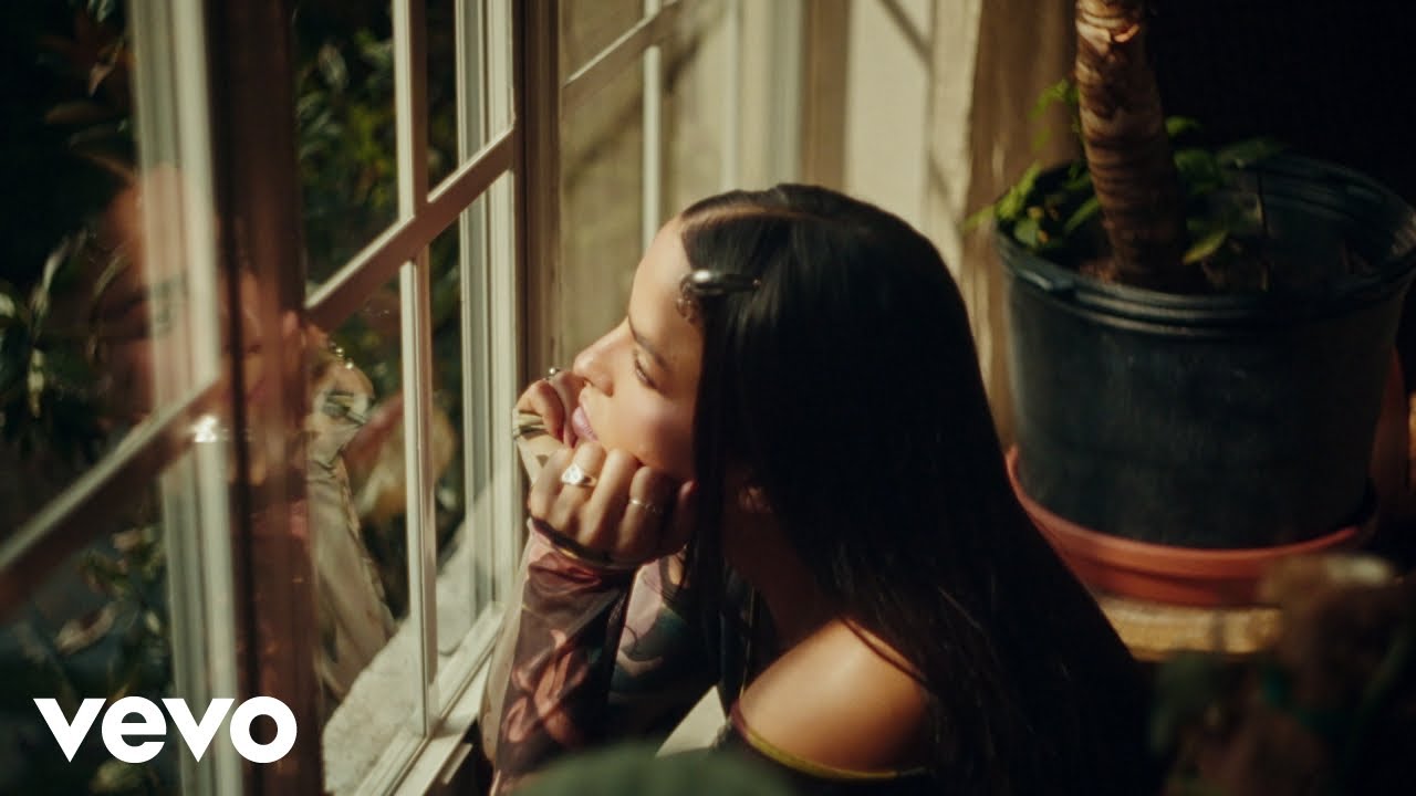 GALE, Danny Ocean - Pa' Qué Te Quedas (Official Lyric Video)