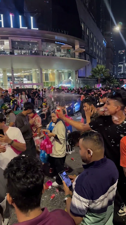 Fun boys #bukitbintang #malysia #shorts