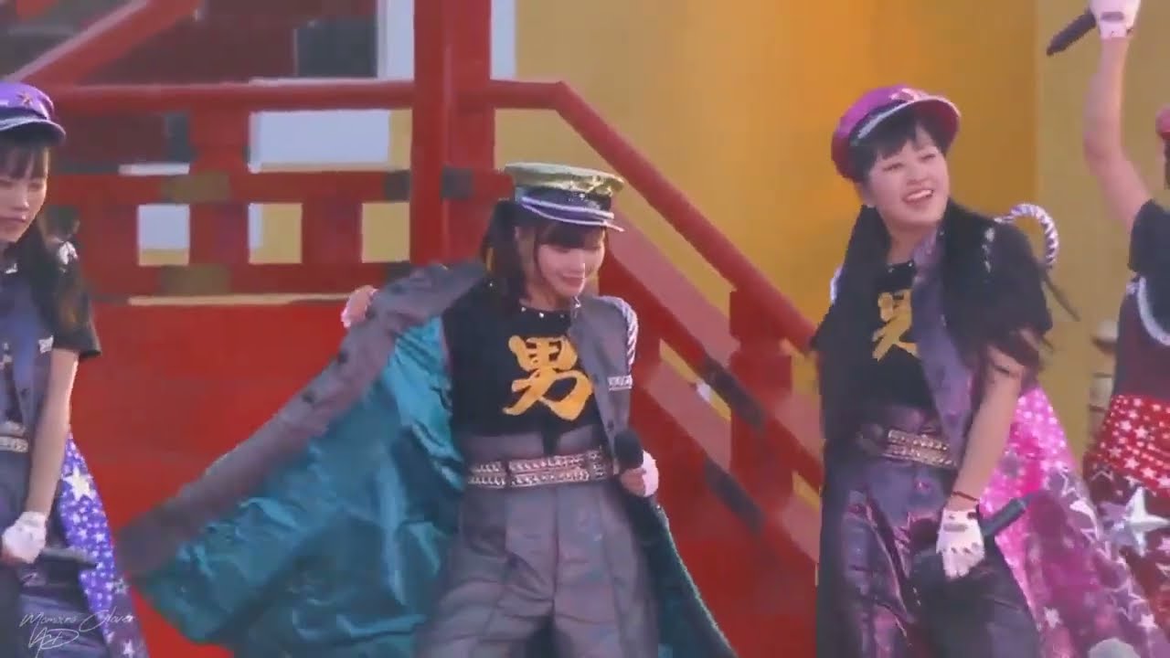 Momoiro Clover Z - 5 The Power - YouTube