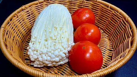 Enoki mushrooms paired with three tomatoes are so fragrant, neither fried nor boiled, the taste is - DayDayNews