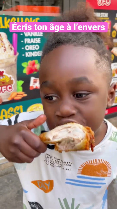 Mael mange le poulet magic