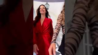 Carmen Villalobos, Laura Londoño And Mabel Moreno Dance