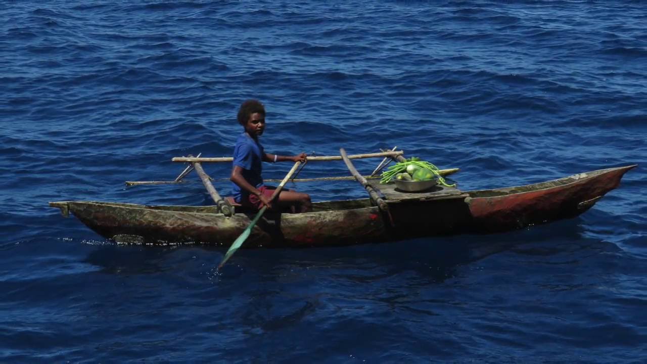 Diving in Papua New Guinea - YouTube