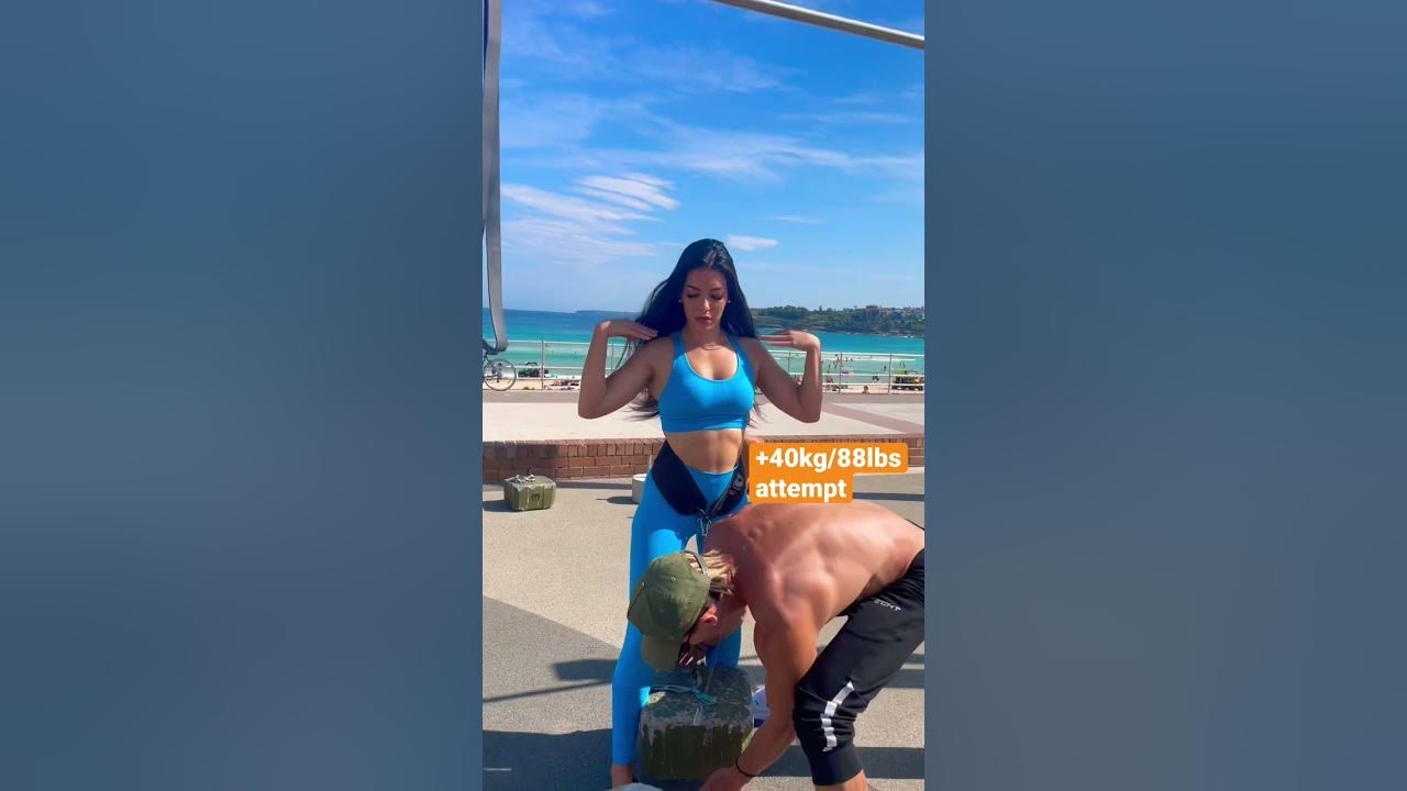 Strong Tiktok Girl doing Pull-ups +40kg/88lbs added attempt