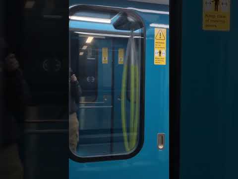 Playing Train Sim World 5 too much? Then go have a day out! #trainspottingsneakpeeks #shorts #train