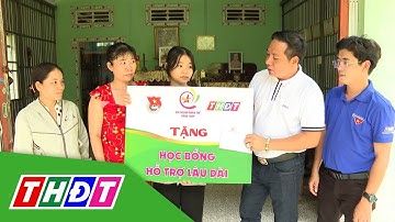 Đồng Tháp: Trao quà, học bổng cho học sinh có hoàn cảnh khó khăn | THDT