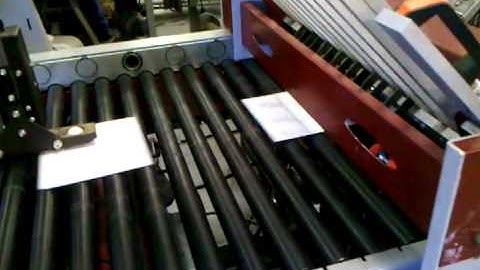 Petratto Metro making remit envelopes with remoistenable