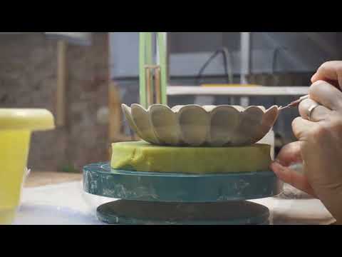 A unique experience, visiting and working in a professional ceramics studio