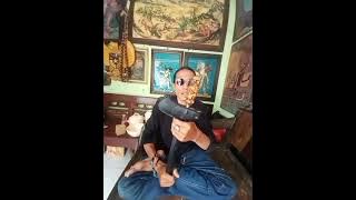 Viral pembuktian keris yang bisa bergerak sendiri.