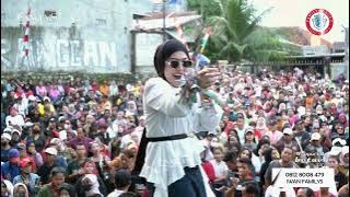 Selvy Anggraeni - Flowers of Love | FamilysGroup Live Cover of the 80th Anniversary of the Republ...