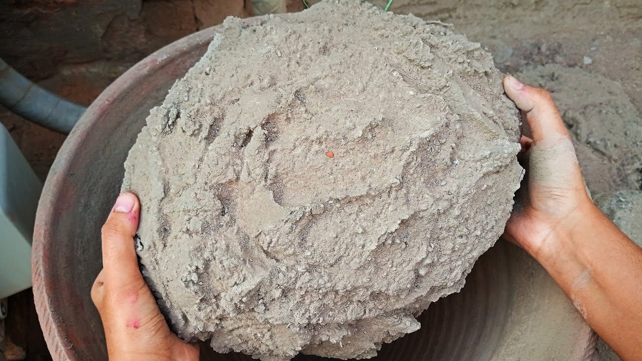 After a long time 💝 pur mid dirt huge chunks slabs crumbling dry and wet in clay pot 🍯