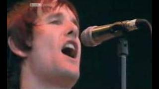 Ash - Jesus Says (Glastonbury 2002)