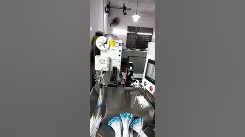 Automatic both ends crimping and sleeve insertion machine