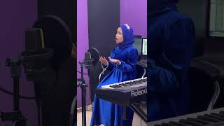 المنشدة ريتال احمد كواليس الانشوده عطرك الباهى إبداع وتألق