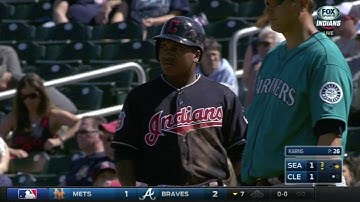 SEA@CLE: Ramirez sends an RBI single to center