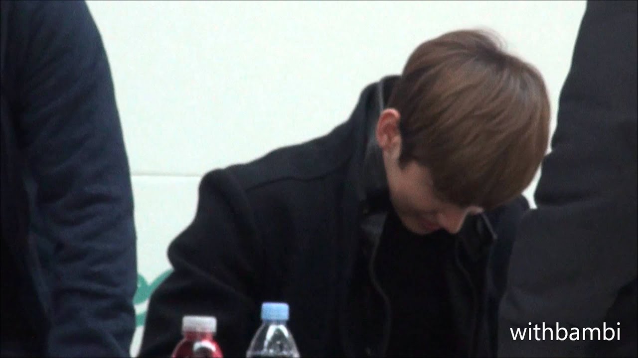 121210 Changmin❤ Shilla signing event