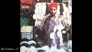 Pépé Bradock - Un Pepe Dans La Dentelle