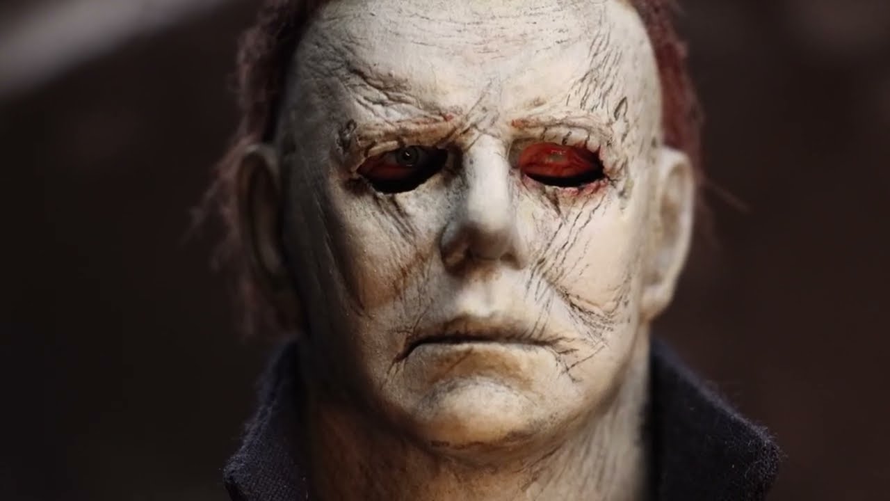 Идеальная фигурка Майкла Майерса в масштабе 1/6, посвященная Хэллоуину 2018.