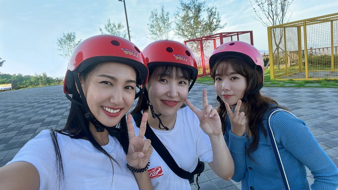 Weekend outing with my friends in Korea - YouTube