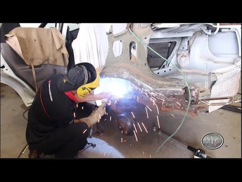 SOLDANDO A CAIXA DE RODA DA LATERAL ESQUERDA DO CORSA!