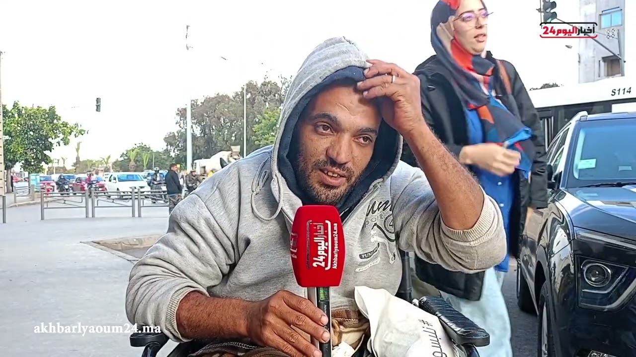 شاب معاق حكروه أجراو عليه من محل تجاري مشهور لسبب غريب