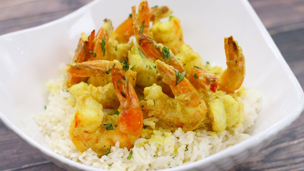 Camarones al Curry En Salsa De Coco