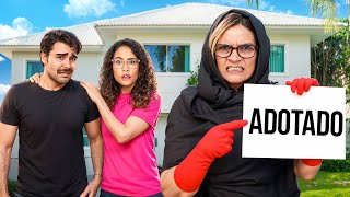 The neighbor's mother appeared for the first time.