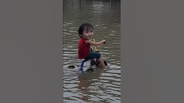 Chủ cần một nụ cười tự tin