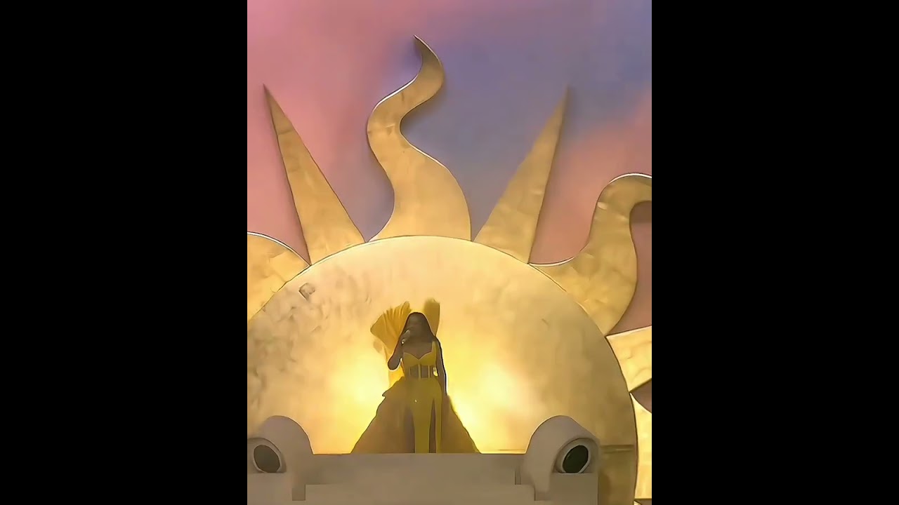 Some clips of Beyonce from her private performance in Dubai 😍