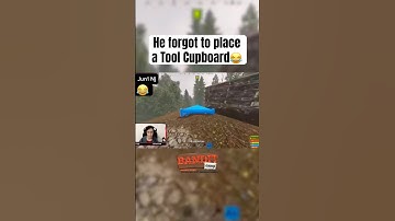 He forgot to place a TC 😂 #rust #rustclips #rustraid #rustpvp #rustshorts #rustgame #rustconsole