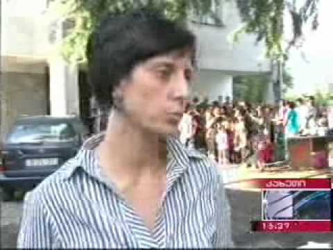 კომო~პიუტერის ცოდნის გამავრცელებელი