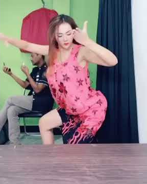 Nita thalia jaipongan tik tok