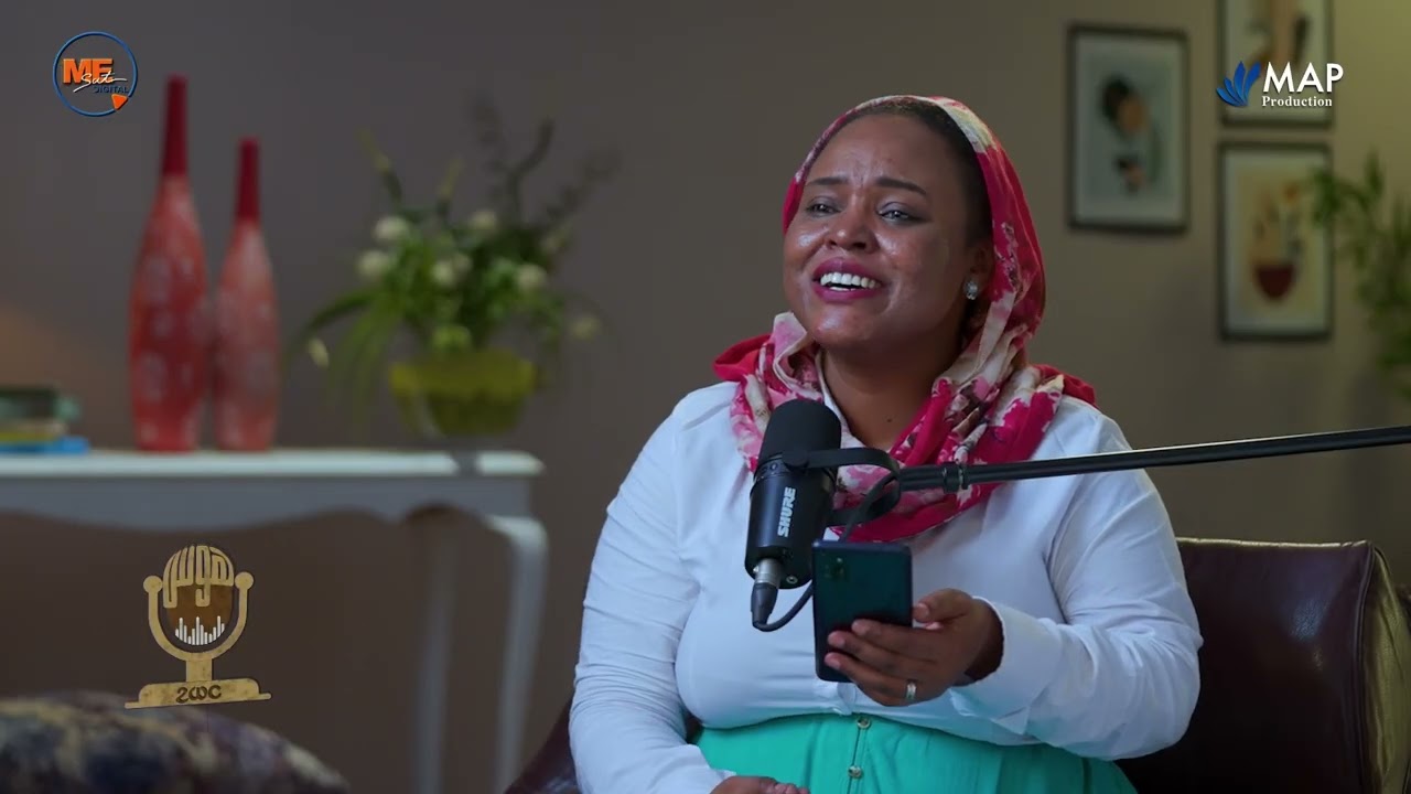 المرنمة نازريت بولس وكروان السودان أبونا چوزيف چون يرتلان: ما أحلاكِ يا مريم!