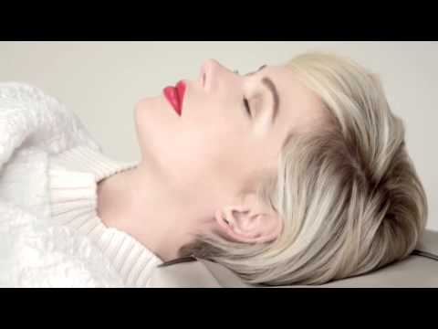 Videó: Michelle Williams, Gyönyörű A Louis Vuitton 2014. Tavaszi Kampányában (FOTÓK)