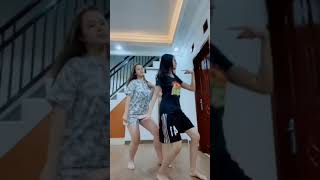 Keseruan Melitha Sidabutar Main Tik Tok