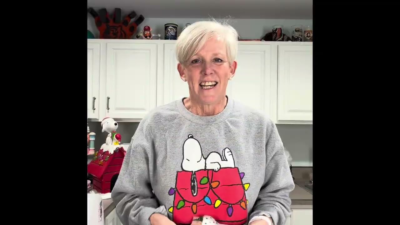 Day 1: Mug Rug of 12 Days of Sewing Christmas Gifts to Give! 