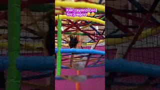 KIM Y JUANITO CAYENDO EN LOS JUEGOS 😂 | #jukilop #kimberlyloaiza #juandediospantoja
