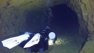 What Diver’s Camera Filmed at the Bottom of Jacob’s Well Is Shocking