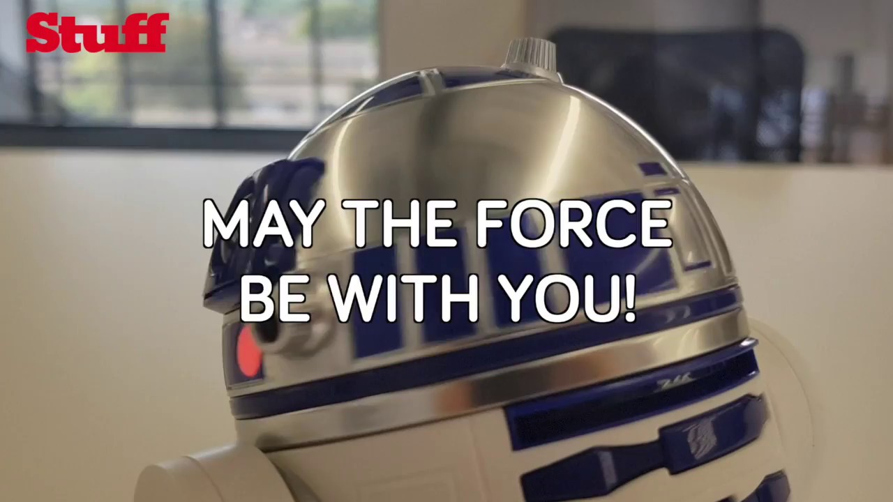 Unboxing Sphero's R2-D2