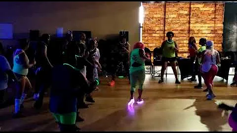 Glow Party Twerk Battle (I was losing my mic! )