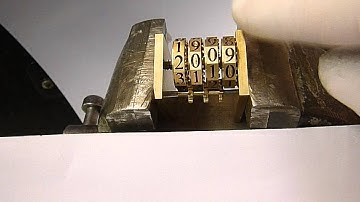 Astro skeleton, calendar digital year display demo