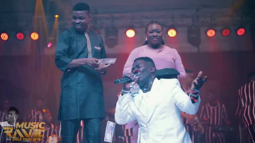 EMOTIONAL MOMENT | WOLI AGBA JOINED HIS SON, DELE OMO WOLI ON STAGE AT MUSIC RAVE WITH DELE OMO WOLI