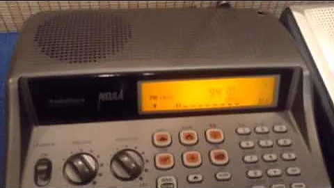 Radio shack desktop scanner radio PRO-405/ 20-405