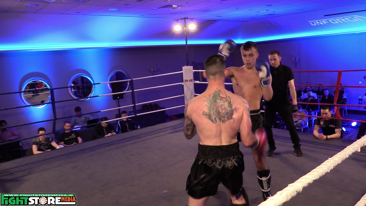James Collins vs Igor Bartosiak
