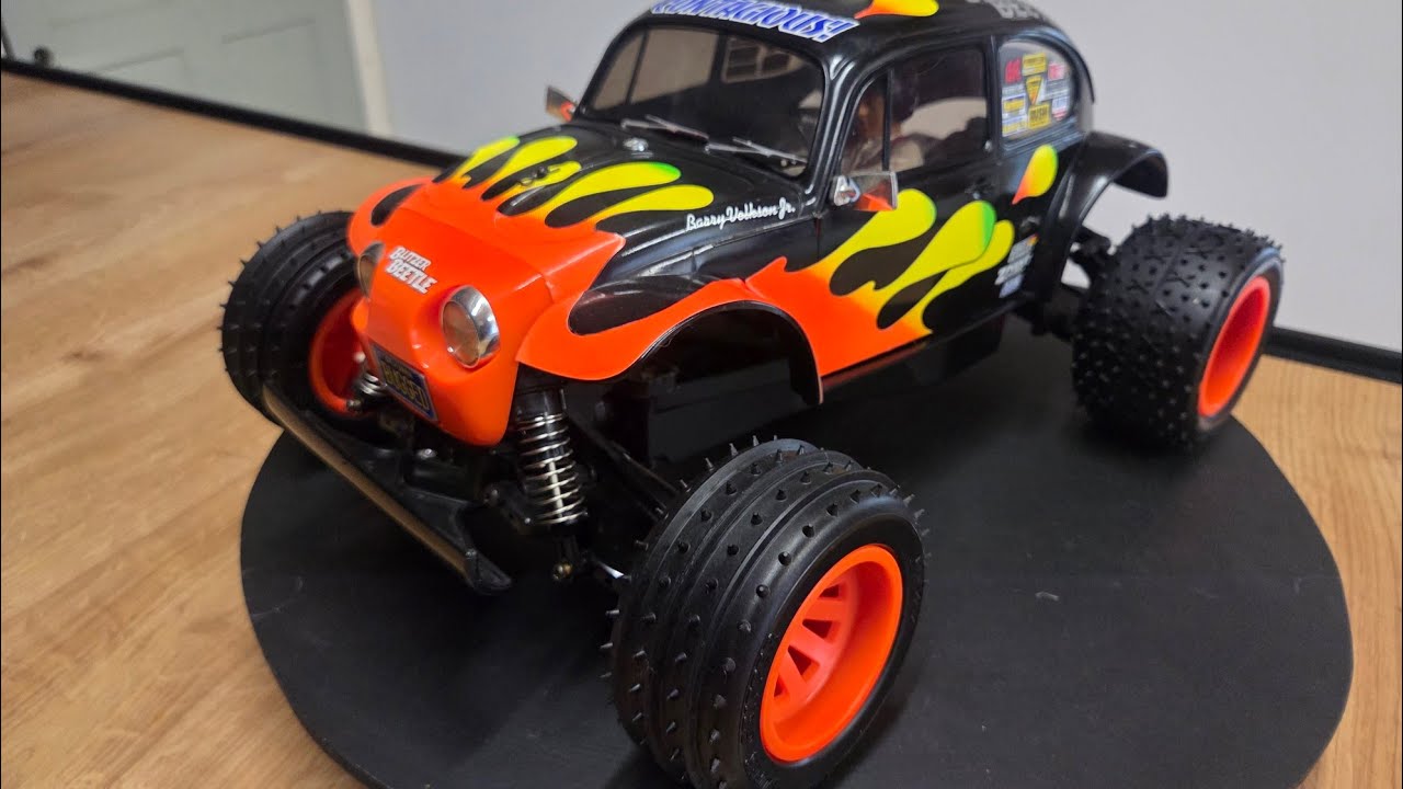 ホビーラジコン TAMIYA MercedesAMG GT3 & Blitzer Beetle Tamiyas awsome blitzer beetle run through - YouTube