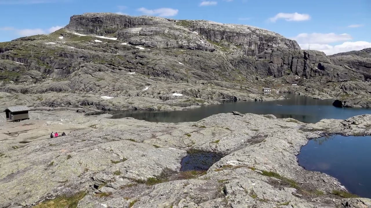 Trolltunga, Norway - 4K Relaxation Film with Peaceful Shanti Mantras