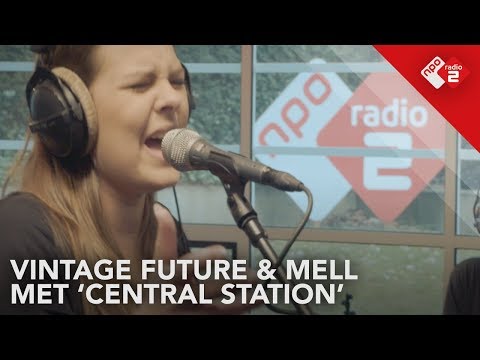 Vintage Future & Mell - 'Central Station' Live @ Stenders Platenbonanza | NPO Radio 2