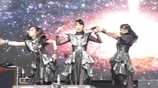 BABYMETAL -  GIMME CHOCOLATE - GLASTONBURY 2019