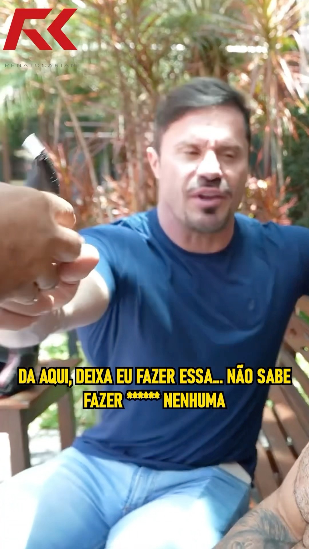 CARIANI FEZ A BARBA DO BALESTRIN! ? #renatocariani #juliobalestrin #igor3k #barba #resenha #meme