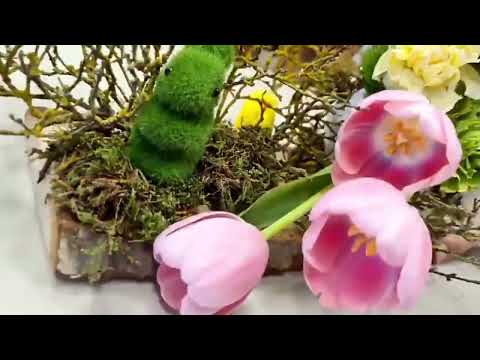 Composizione Pasquale con uovo e fiori freschi - Fiorista Bandera